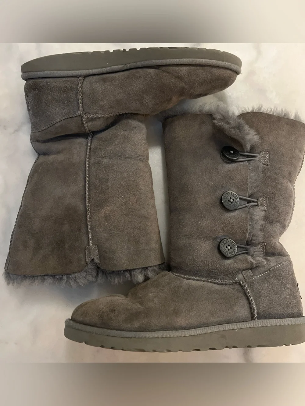 Gray Uggs Bailey Suede Triple Button Genuine Sheepskin Winter Boots
